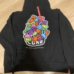 CUNE 20周年記念 ブラックパーカー Sサイズ - メルカリ CUNE 20周年記念 ブラックジャケット