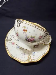アンティーク リモージュRaynaud Pompadour カップ＆ソーサー - メルカリ