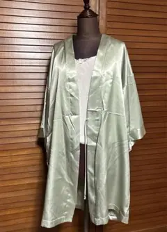サテン　グリーン　羽織　ガウン