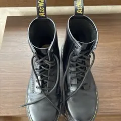 Dr. Martens ブラック 8ホール
