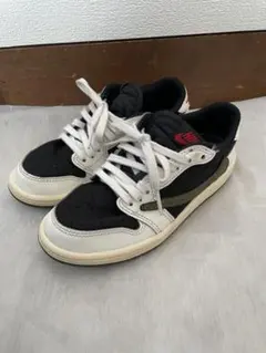 NIKE AIR JORDAN 1 LOW トラヴィススコット　19センチ