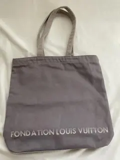 美品 ルイヴィトン FONDATION LOUIS VUITTON トートのサムネイル