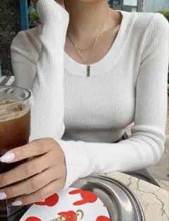 新品未使用　DAZY スリムフィット セーター 無地 ニットトップス