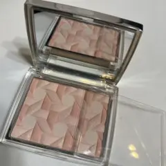 ディオール　NUDE GLOW フェイスパウダー　First Light003
