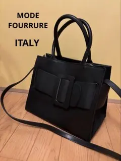 MODE FOURRUREイタリア製本革箱型ショルダーバッグ モードフルーレ7万のサムネイル