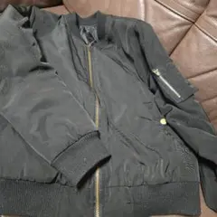 ブラック MA-1ジャケット Mサイズ