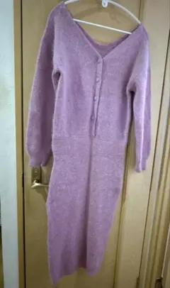 Lily Brown ピンク Vネック ニットワンピース F