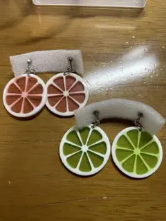 Item thumbnail for item 7fd0576e-22fc-4631-9eec-482b3288d7ee