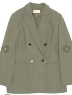 金ボタン テーラードジャケット