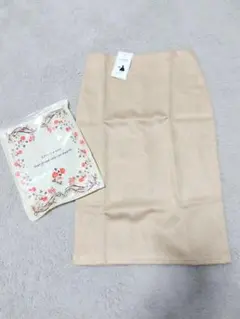 タイトスカート　ベージュ　XL 新品