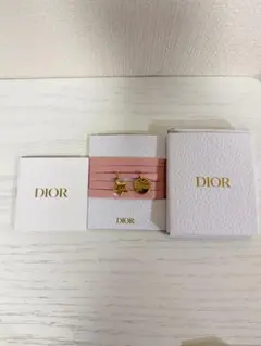 DIOR ブレスレット ピンク 星 チャームのサムネイル