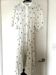 ZARA 花柄ワンピース