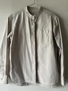 無印良品　ベージュ 長袖シャツのサムネイル