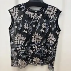 DIARIUM 花柄刺繍 ノースリーブ ブラウス