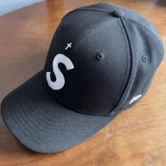 SSZ x new era S logo キャップ - メルカリ