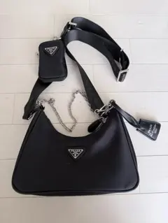 PRADA ブラック ショルダーバッグ ノベルティのサムネイル