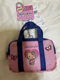 サンリオ　ハローキティ　スクバ風　ミニバッグキーホルダー