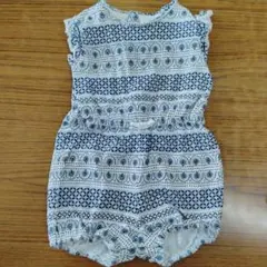 H&M 夏カラー✡可愛い模様のロンパースです 4〜6M　つなぎ