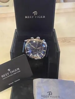美品　REEF TIGER ブルー クロノグラフ腕時計