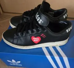 adidas × Human Made Stan Smithブラック スニーカー