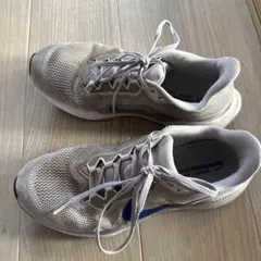 Nike ランニングシューズ ベージュ