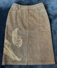 Item thumbnail for item b3bd440f-82ce-43fb-9160-ff98d00505bf