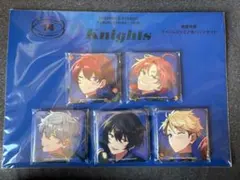 あんスタ Knights TRIPアルバム特典スクエア缶バッジ - メルカリ