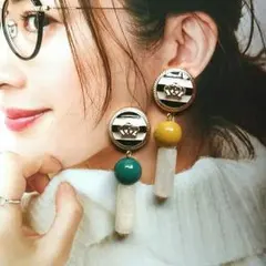 ☆ヴィンテージ＆イエローグリーン☆ピアス/イヤリング