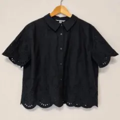 H&M コットンレース刺繍 スカラップ 半袖シャツ ブラック Mのサムネイル