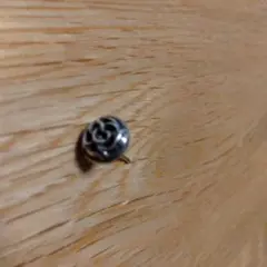 【値下げ】シルバー 　スタッドピアス(片耳用)　フラワーボール　ローズ型