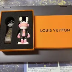 ひ*ん様 LOUIS VUITTON キーホルダー ウサギ ひ*ん様 LOUIS VUITTON キーホルダー ウサギ - メルカリ