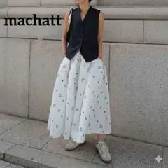 美品　マチャット machatt エンブロイダリー スカートのサムネイル