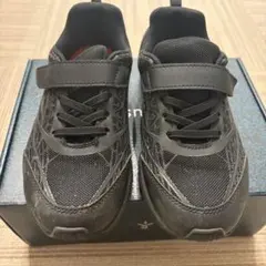 瞬足　防水スニーカー　20.5cm EE 黒　通学