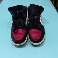 Nike Air Jordan ハイカット シューズ 黒/赤/白