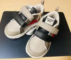 【値下げ・まとめ買い可】Reebok キッズシューズ 14cm