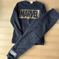 MARVEL ゴールドロゴ ブラックトレーナー パジャマ上下セット140