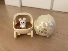 Item thumbnail for item 1e34e250-3987-44ae-a01b-ec70b7c114fc