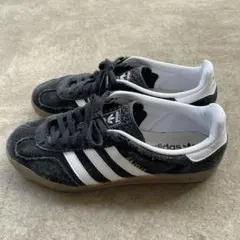 アディダス　オリジナルス　ガゼル