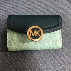 Michael Kors グリーンキーケース
