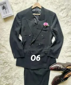 極美品 夏用 礼服 喪服 ブラックフォーマル O6 メンズスーツ 6つボタン