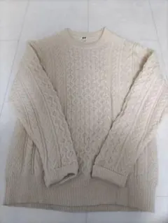 UNIQLO　 ケーブル編み　アラン　ニット　セーター