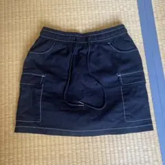 黒カーゴスタイルミニスカート、パンツ付