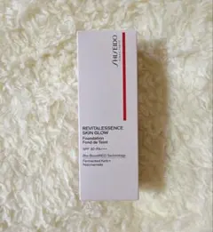新品未開封　SHISEIDO エッセンススキングロウファンデーション　140