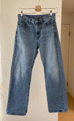 ユニクロ　JWストレートデニム UNIQLO JW ANDERSON 65 24のサムネイル