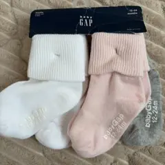 baby GAP ベビー靴下 12-24ヶ月 4足セット　白グレーピンク