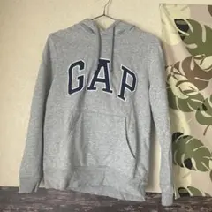 GAP パーカー