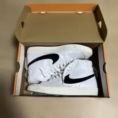 2026年最新】blazer mid nikeの人気アイテム - メルカリ