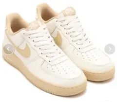 NIKE WMNS AIR FORCE 1 '07 ホワイト/ベージュ