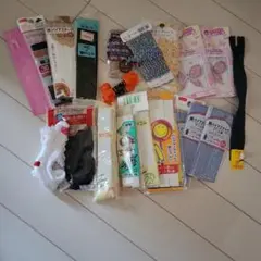 ②手芸用品　手芸素材セット バイアステープ・レース・糸・ゴム・ファスナーなど