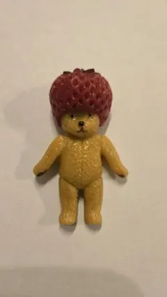 新品　未使用　weekends ウィークエンズ　ウサギクマ　匿名発送】 新品 未使用 WEEKENDS ウィークエンズ ウサギ帽立体クマチャーム